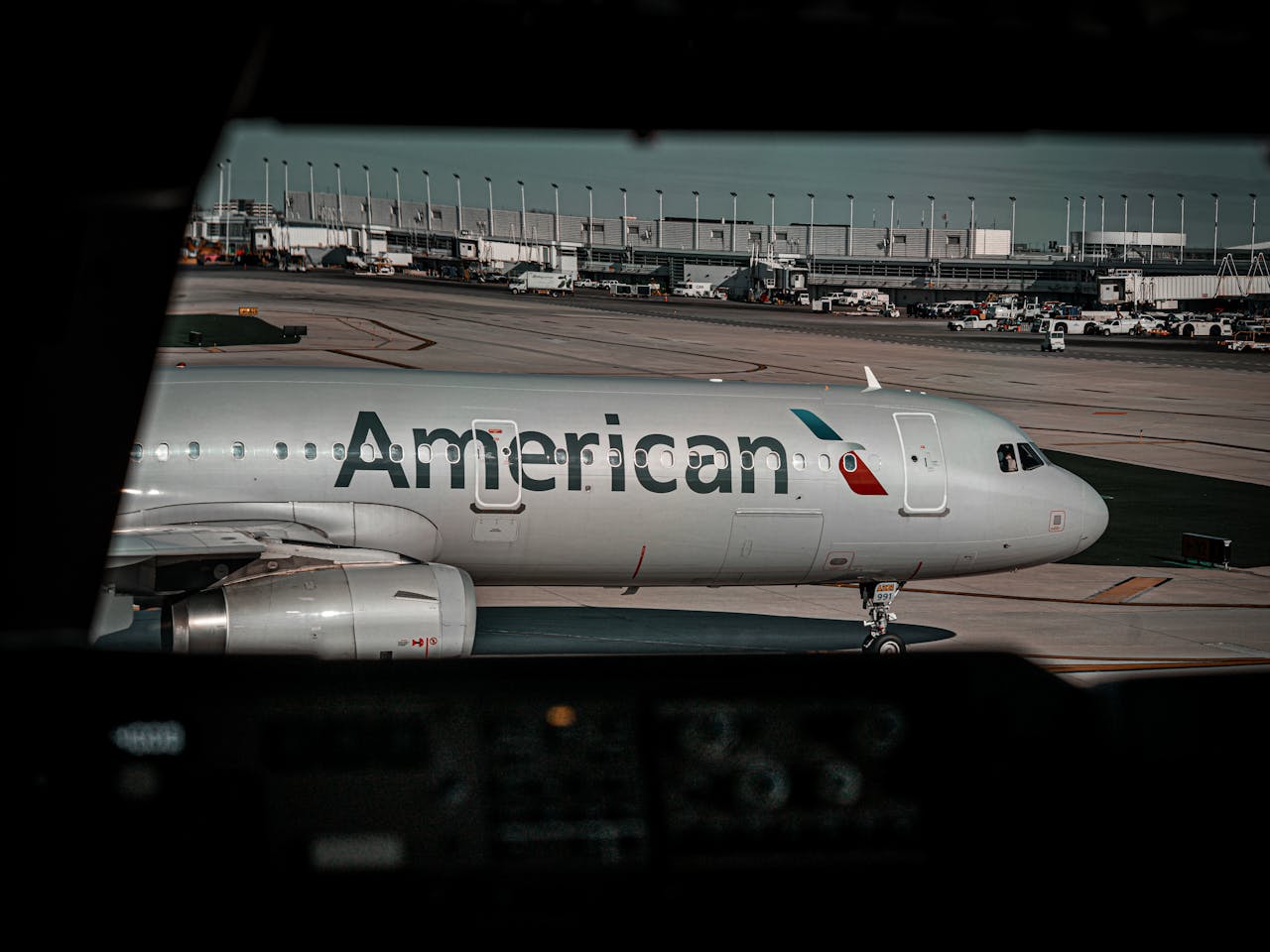 American Airlines Settles Racial Discrimination Lawsuit Filed By Three Black Men