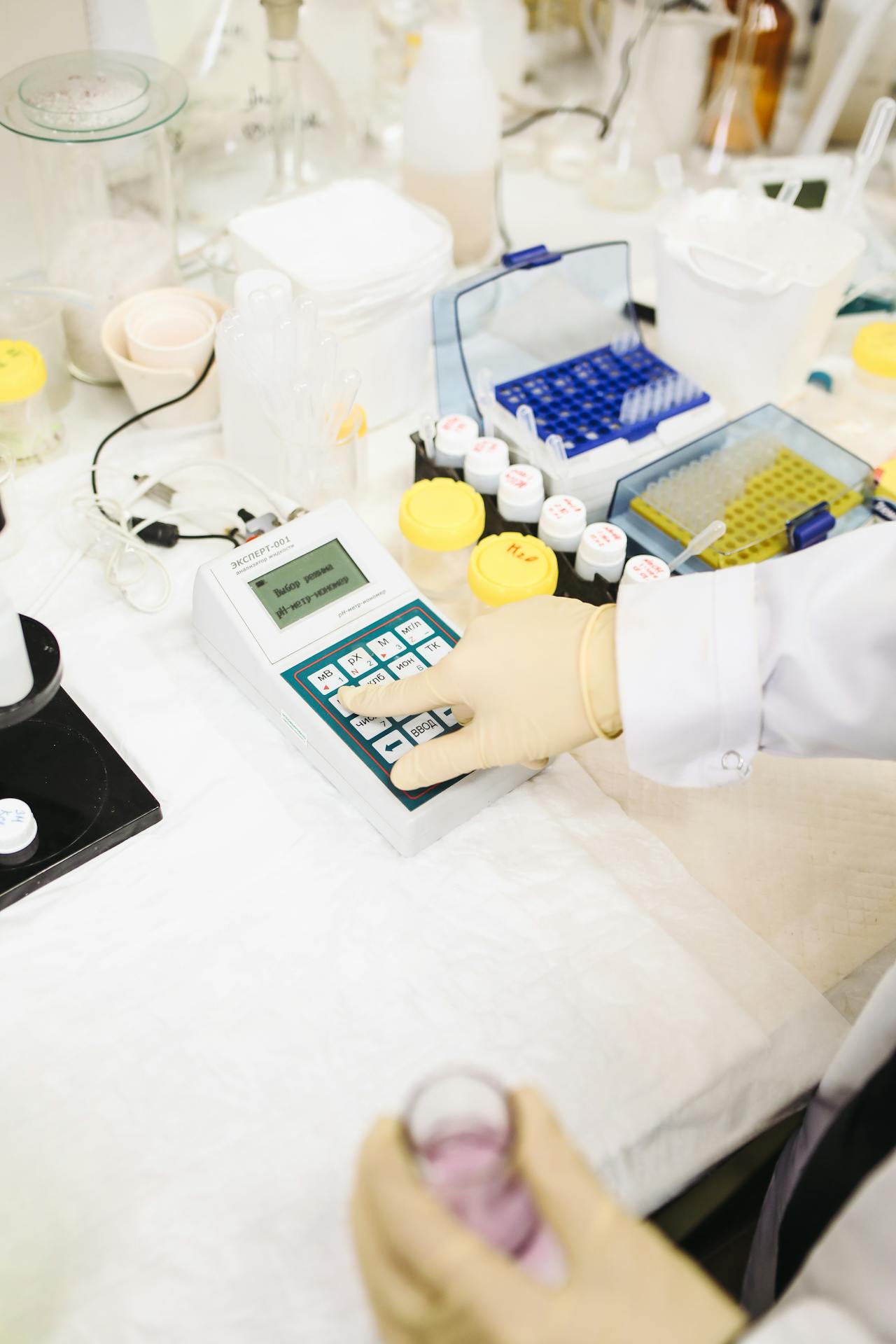 Black-Owned Independent Pharmacy Opens In Toledo, Aims To Tackle Health Disparities