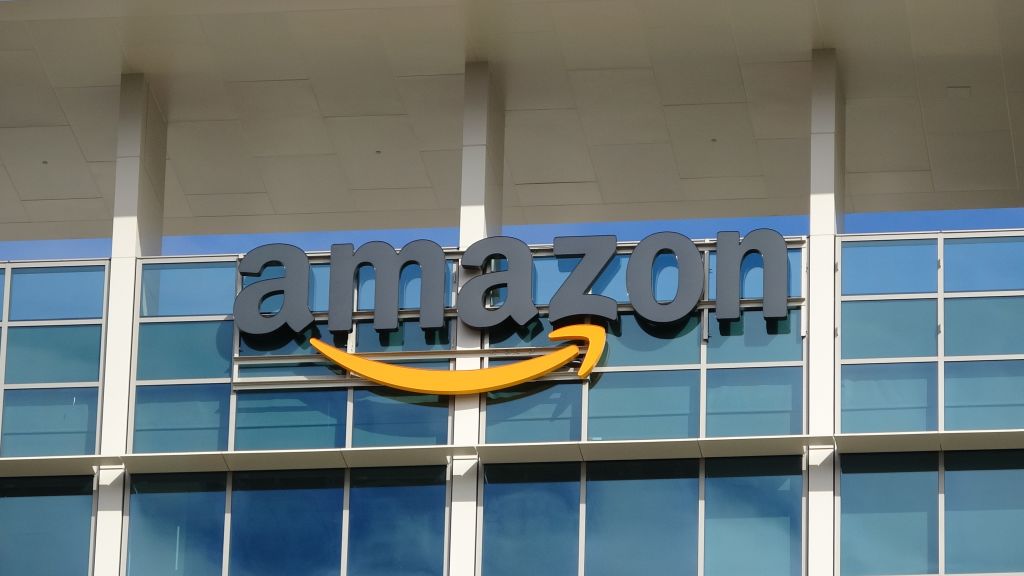 Senate Investigation Says Amazon Manipulates Injury Data in ItsWarehouses