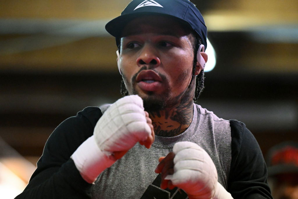 Boxers Gervonta Davis And Terence Crawford Exchange Words—Not Punches—Online