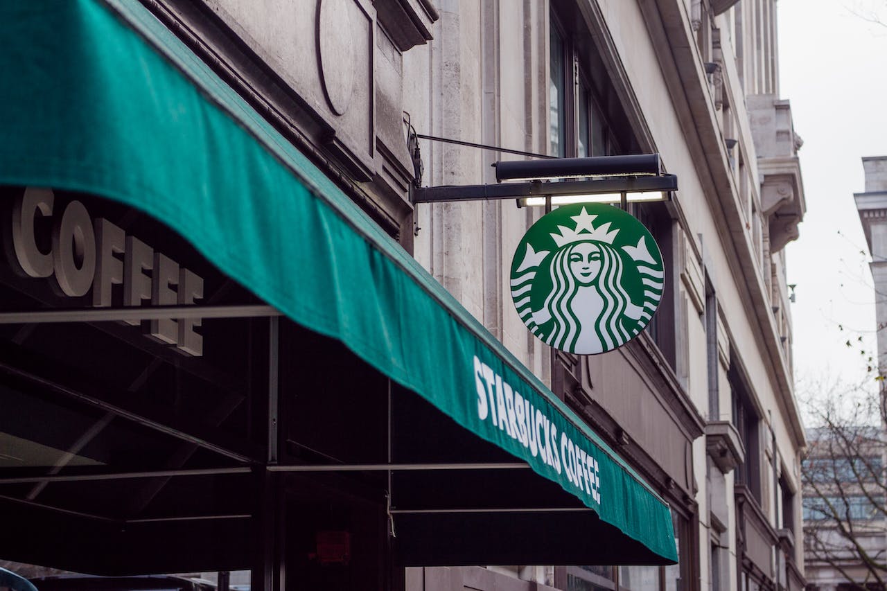 Starbucks Is No Longer Allows Non-Paying Customers Access To Its Facilities