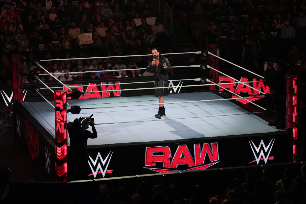 Top 10 WWE Raw Superstar Debuts of All-Time