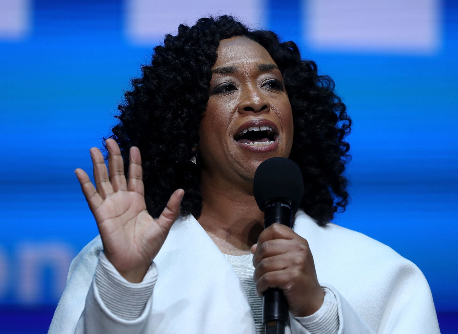 Shonda Rhimes Frees Herself From Kennedy Center Role Amid Trump Appointment