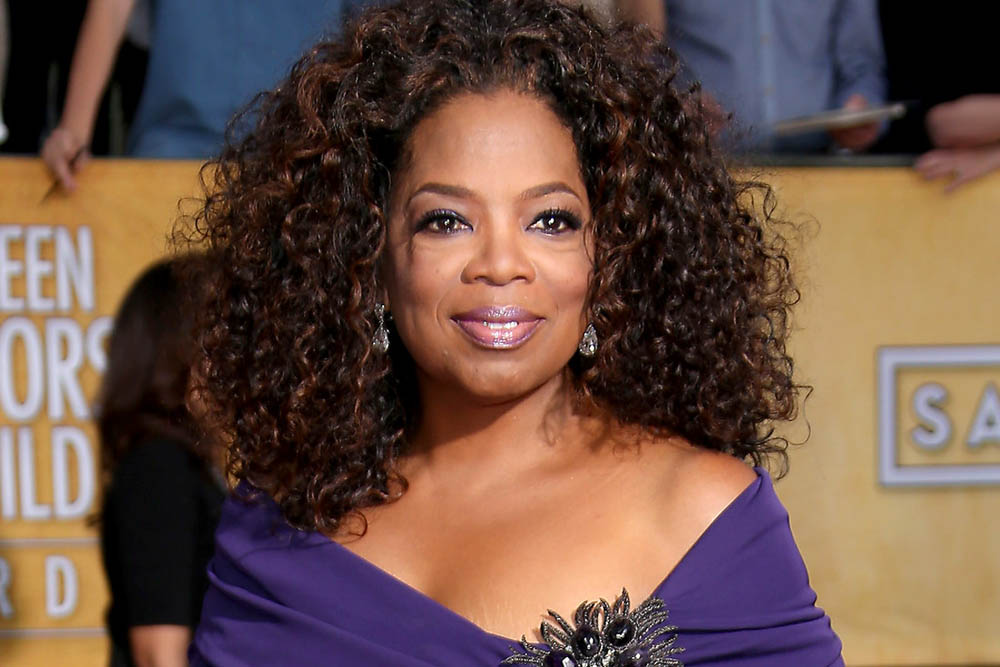 Oprah Bizarrely Accused of Paying Paparazzi and Being ‘Desperate for Attention’ as Off-the-Cuff Gym Photos Fail to Convince Fans She Works Out