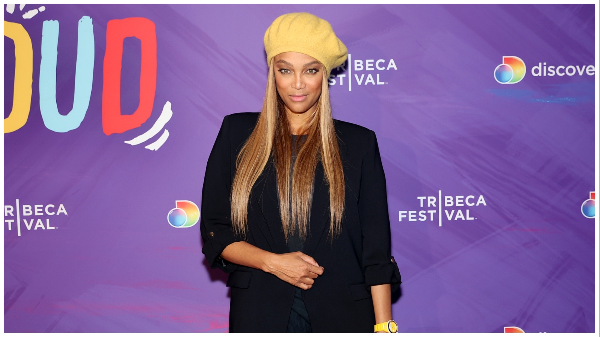 ‘What Did She Do to Her Eyes?’: Tyra Banks Looks Unrecognizable as Fans Claim She Looks Nothing Like Herself on the Runaway