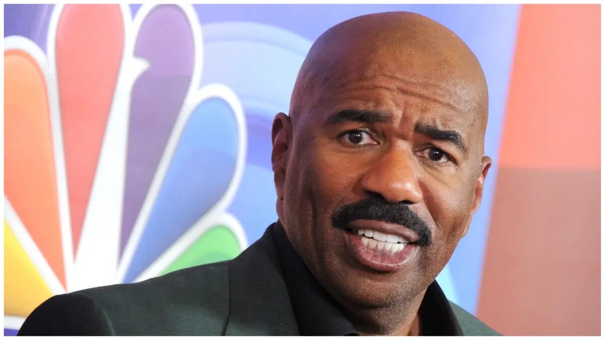 ‘Look at Your Daddy’: Steve Harvey Reveals His Mother’s ‘Honest’ Words About How He’d Grow Up Ugly Due to Family’s History of Being Unnattractive