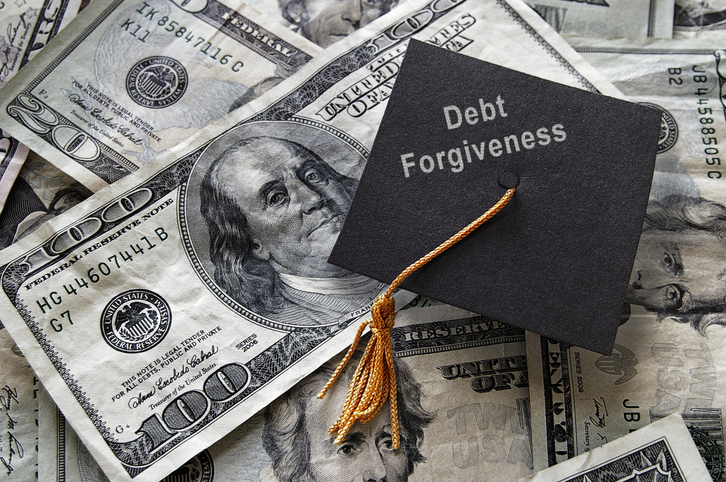 Student Loan Payments Quadruples After Trump Administration Blocks Borrowing Plans