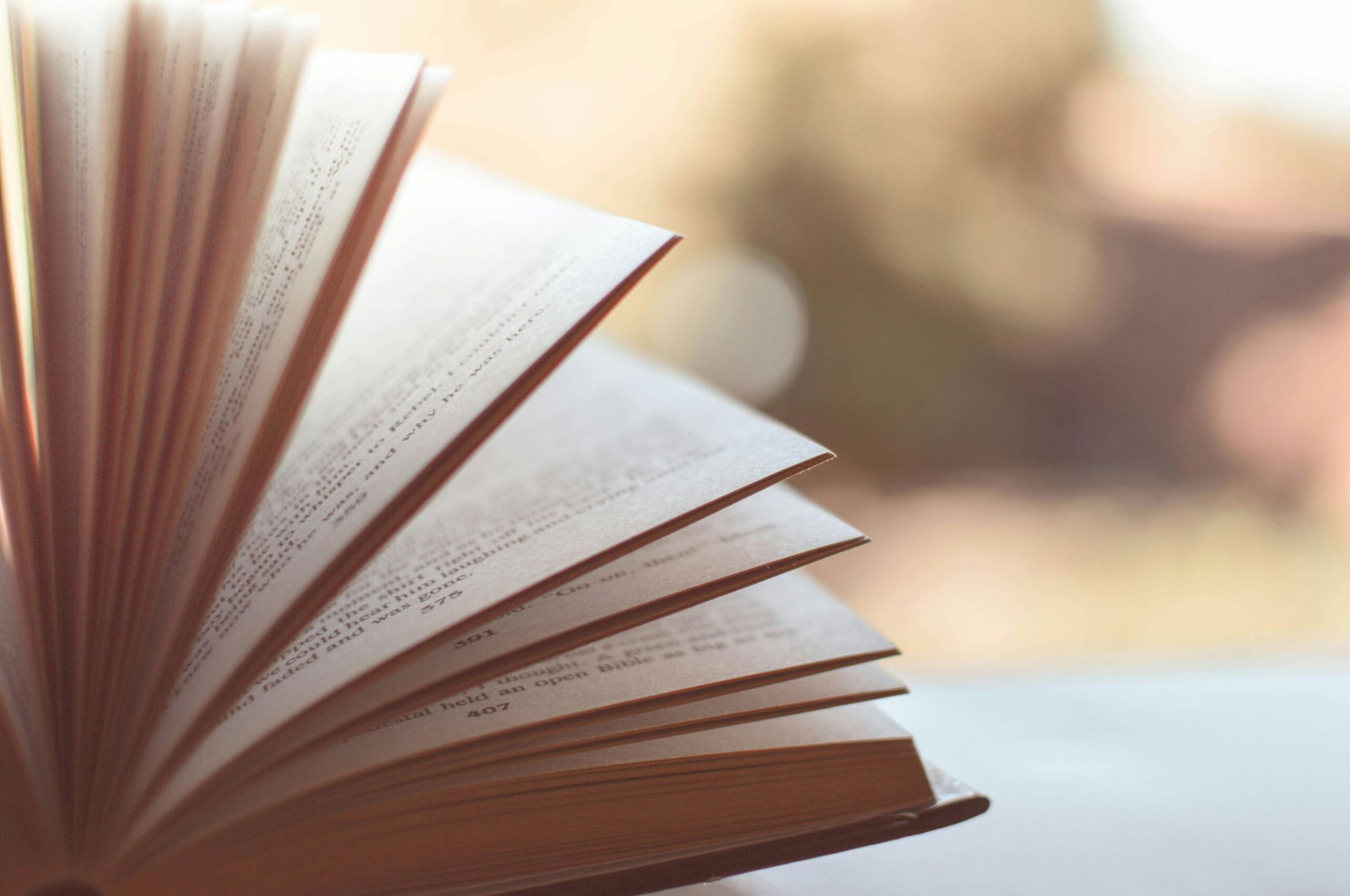 40-Year-Old Retiree With $3.6M In Savings Says Three Books Changed His Life