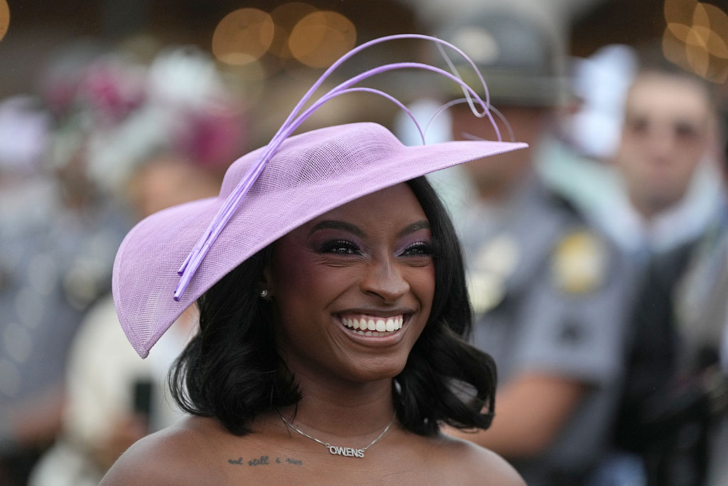 Simone Biles Gave Back-to-Back Fashion Moments & Big Wifey Vibes At The Kentucky Derby
