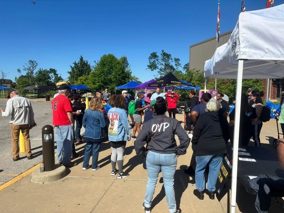 St. Louis Community Takes Charge: Self-Organized Relief Efforts Fill Gaps Left by Federal Delay