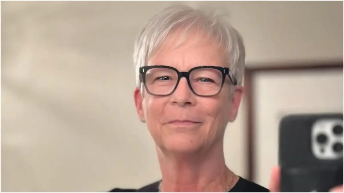 ‘I Regretted It Immediately’: Jamie Lee Curtis Opens Up About the One Cruel Comment That Led Her to Plastic Surgery