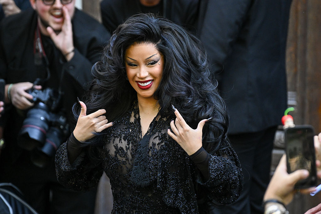 Cardi B Sued Over Viral Vegas ‘Mic-Throwing’ Incident, Bardi’s Attorney Calls Assault Case An ‘Opportunity To Make Money’