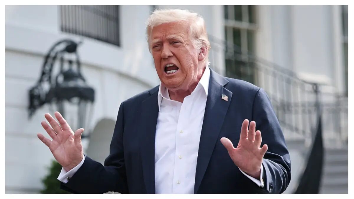 ‘Pure BS’: Ghislaine Maxwell’s ‘Country Club’ Prison Transfer and Confession to Trump’s Old Lawyer Spark Accusations That ‘The Fix Is In’