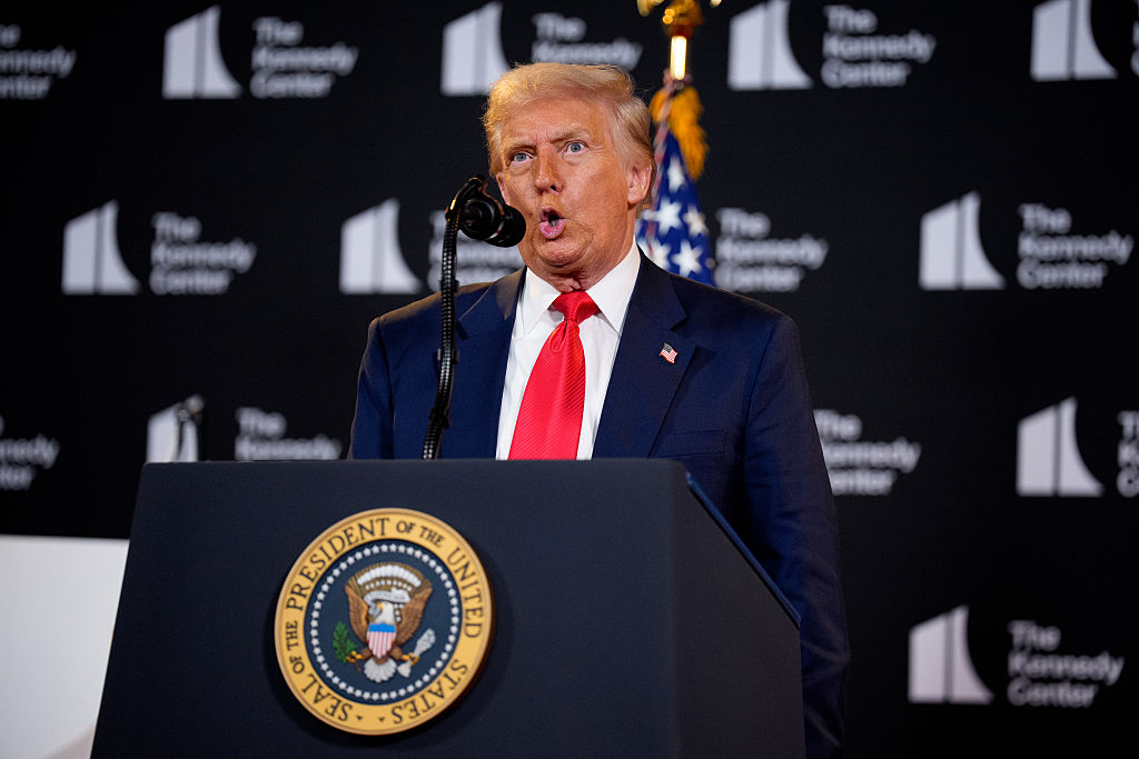 White House To “Review” All Smithsonian Exhibits To Fit Trump’s Vision, Social Media Fears He’s Rewriting History