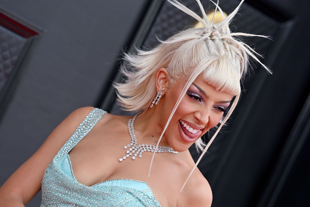 15 Y2K Hairstyles That Are Making a Major Comeback [Gallery]