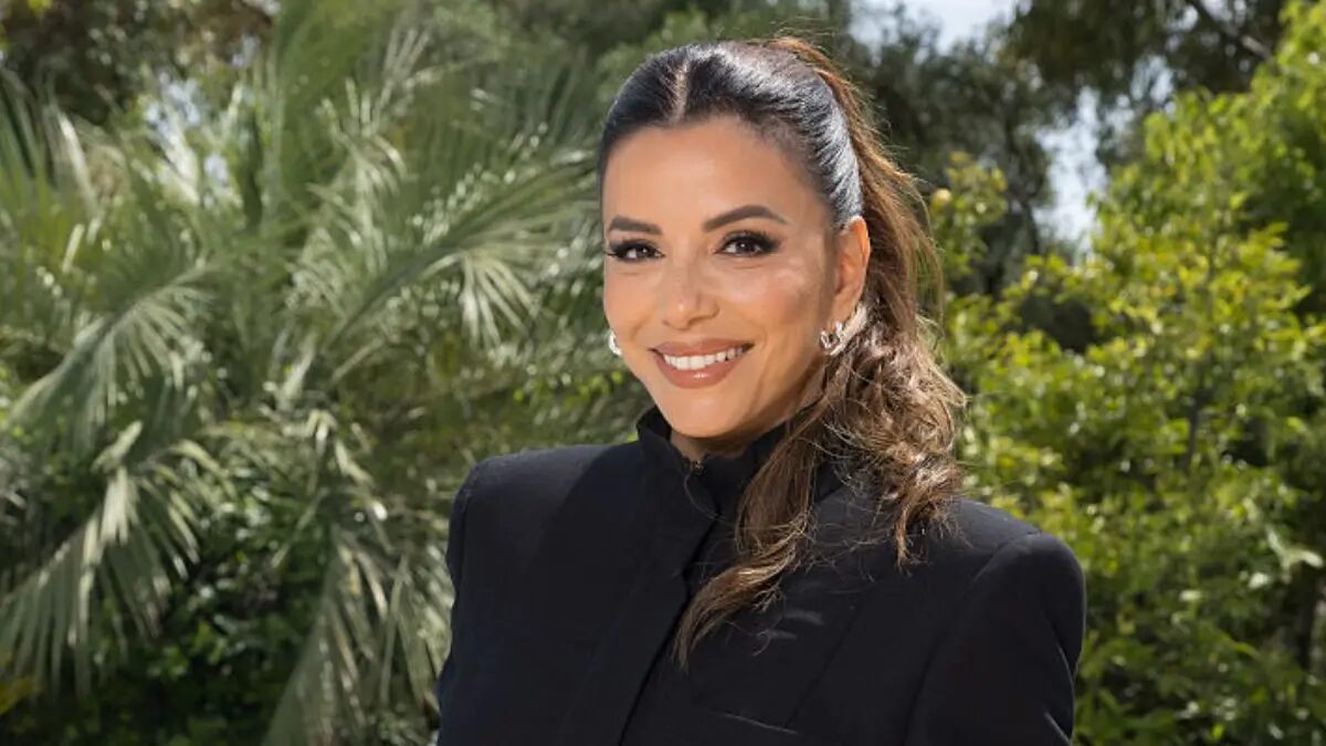 ‘Holy Smoke’: Eva Longoria Ditches Signature Look for a Weird Transformation That Has Fans Doing a Double Take After Bikini Fiasco