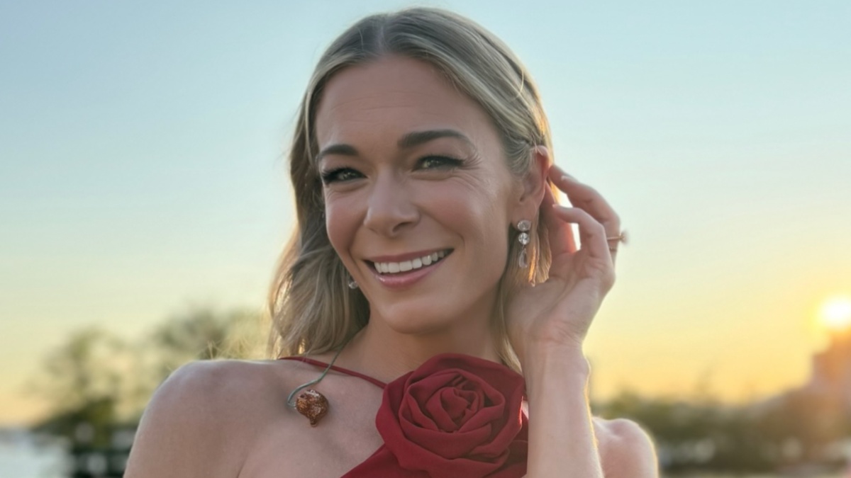 ‘She Got Him That Way’: LeAnn Rimes Stirs Controversy with Cryptic Take on 14-Year Marriage After Cheating Scandal That Shattered Two Families