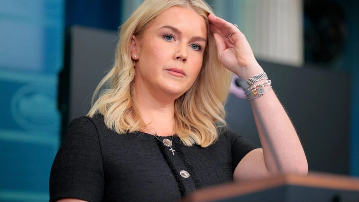 ‘Is She Pregnant?’: Clip of Karoline Leavitt’s ‘MAGA Minute’ Goes Viral As Trolls Zoom In on Her Curves