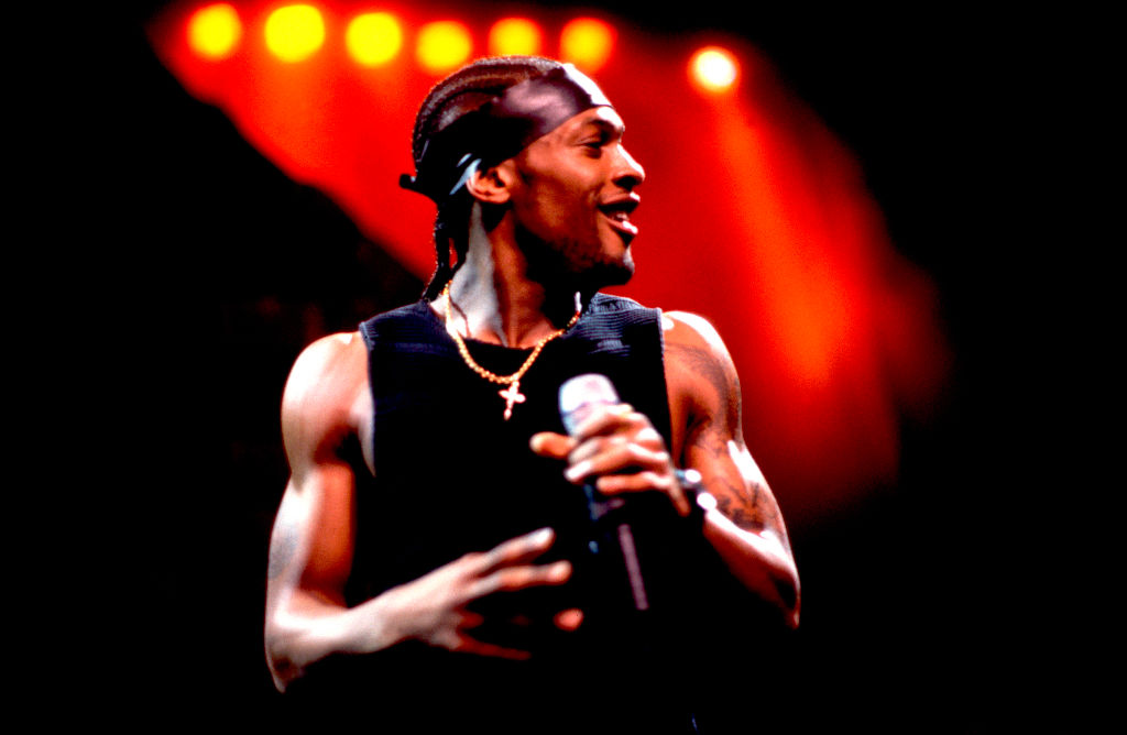 ‘One of One’: Celebs Pay Tribute to Late Soul and R&B Pioneer D’Angelo