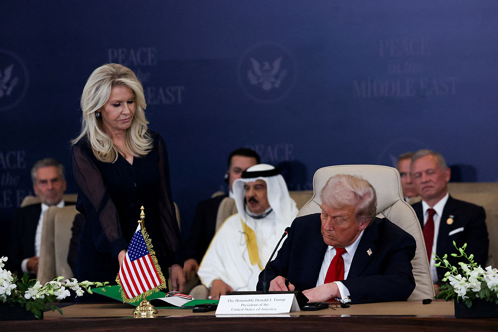 ‘Gotta Get the Dipe Just Right’: Trump Ignores World Leader Who Extended a Common Courtesy, But the Real Talk Online Is About the Way He Sat Down