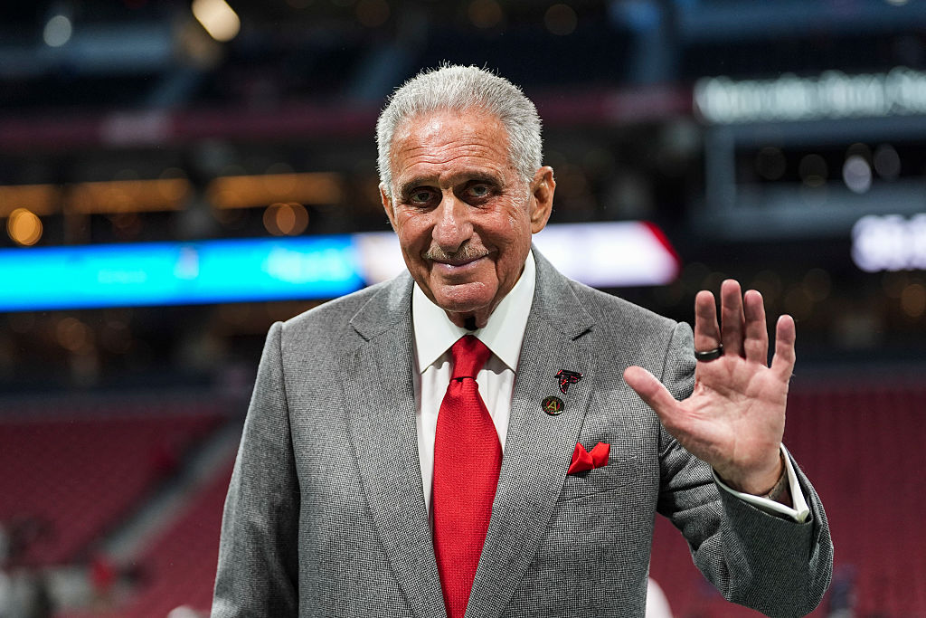 A List Of Billionaires Giving Back To HBCUs When It Matters Most