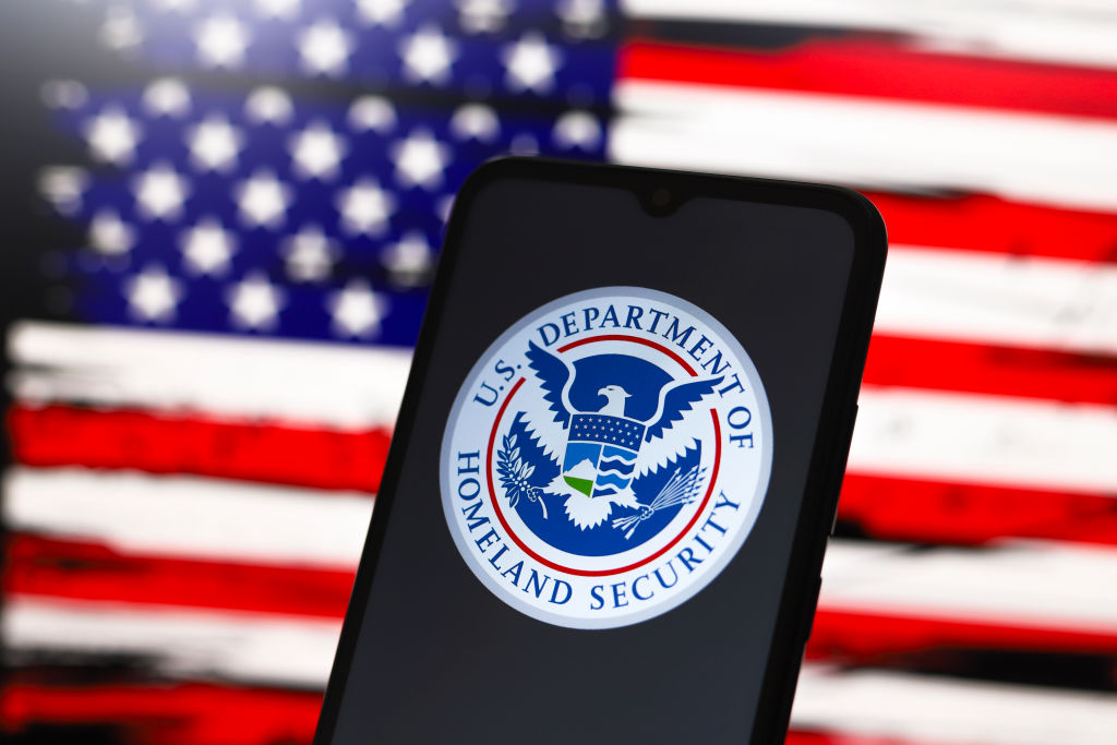 Homeland Security Agent Caught Lying About Shooting At Unarmed Black Man In D.C.