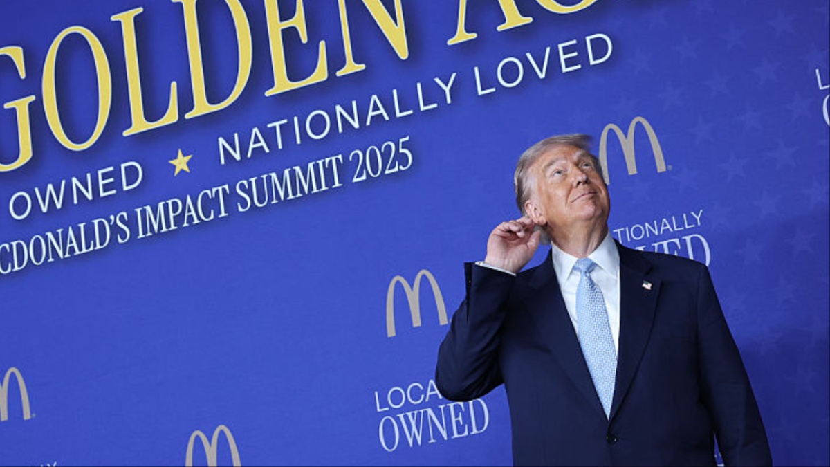 ‘Gramps, Time is Up’: Trump’s Signature Dance Takes a Strange Turn, and a Zoom-In on the Audience Reveals Why He Suddenly Went Off Script