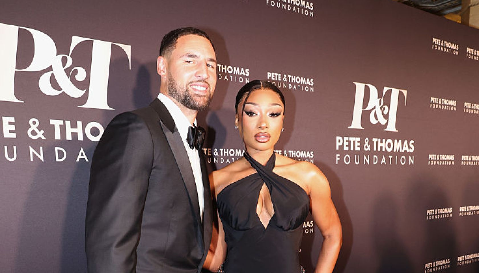 Thee Hot Girl Chef: Megan Thee Stallion Cooks Thanksgiving Dinner For Klay Thompson’s Family, His Father Sings Her Praises