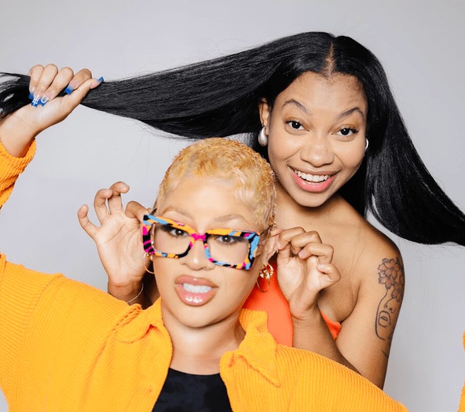 ‘Unhinged & Immoral’ Hosts Jamila Bell & Mecca Evans Explain Their Podcast’s Potent Mix Of Pop-Culture, Cackles & Pure Personality [Exclusive]
