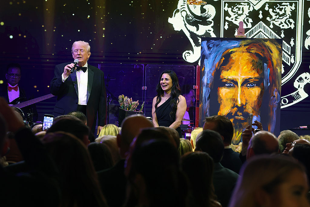 ‘What the Hell’: Folks Say Trump Took Things Too Far After Signing His Name on a Painting of ‘Jesus’ — Then the Mic Catches a Slick Remark He Tries to Clean Up