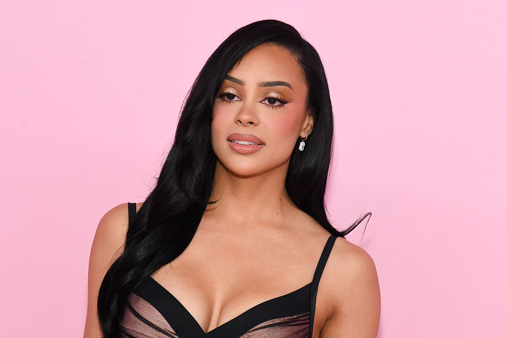 Influencer Kristy Scott Posts Revenge Dress, Activates Bob While Social Media Auditions To Be Her New Husband