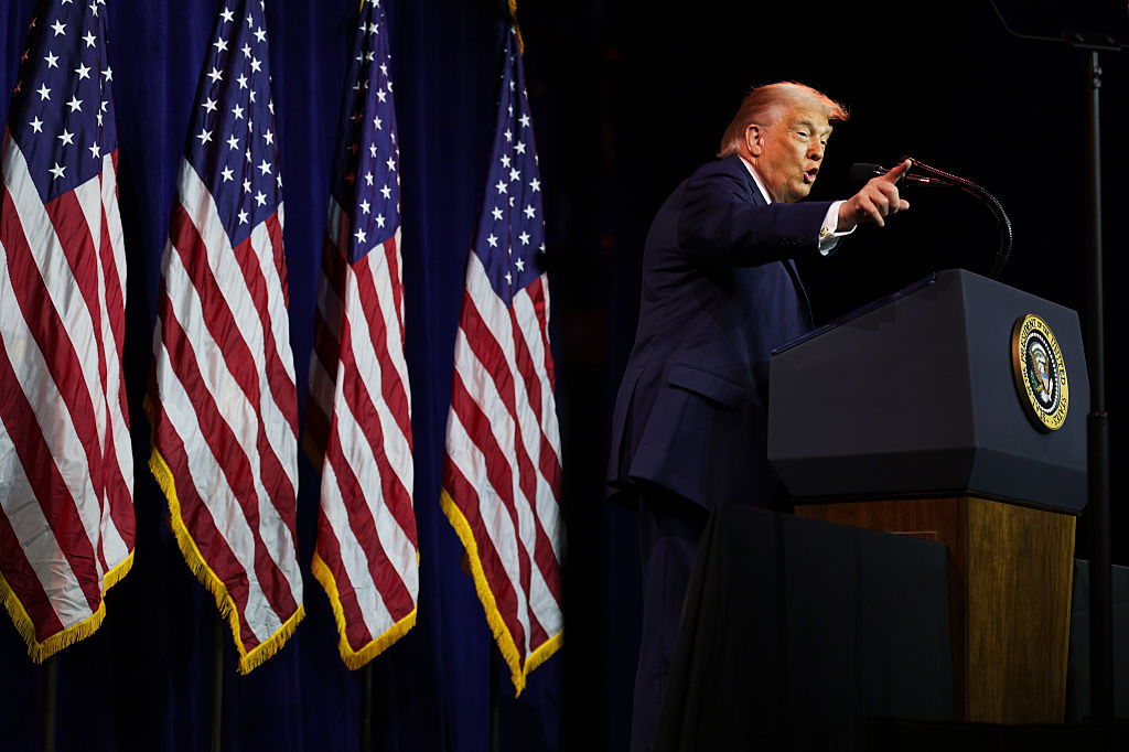 ‘The Chins Entered the Chat’: Trump’s Rant Goes Viral for All the Wrong Reasons After His Bizarre Sound Effects Send Fans Zooming In on a ‘New Chin’