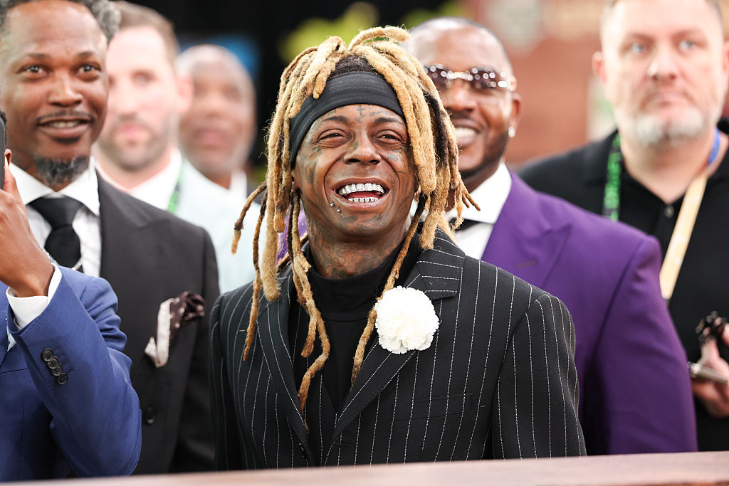 Lil Wayne Apologizes to Caleb Williams After He Dissed Him For His Purple Painted Nails