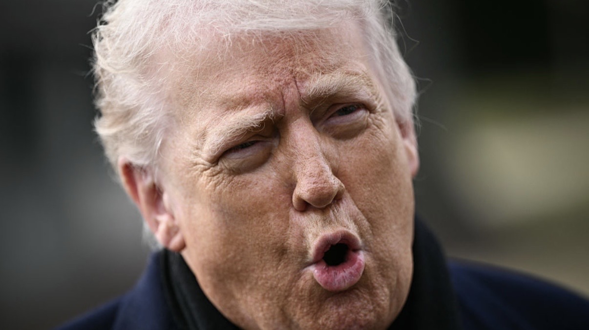 ‘What the H— Am I Gonna Do’: Trump Panics Over Makeup on His Suit, Tries to Explain It Away, But When He Drags Melania Into It Fans Get Ruthless