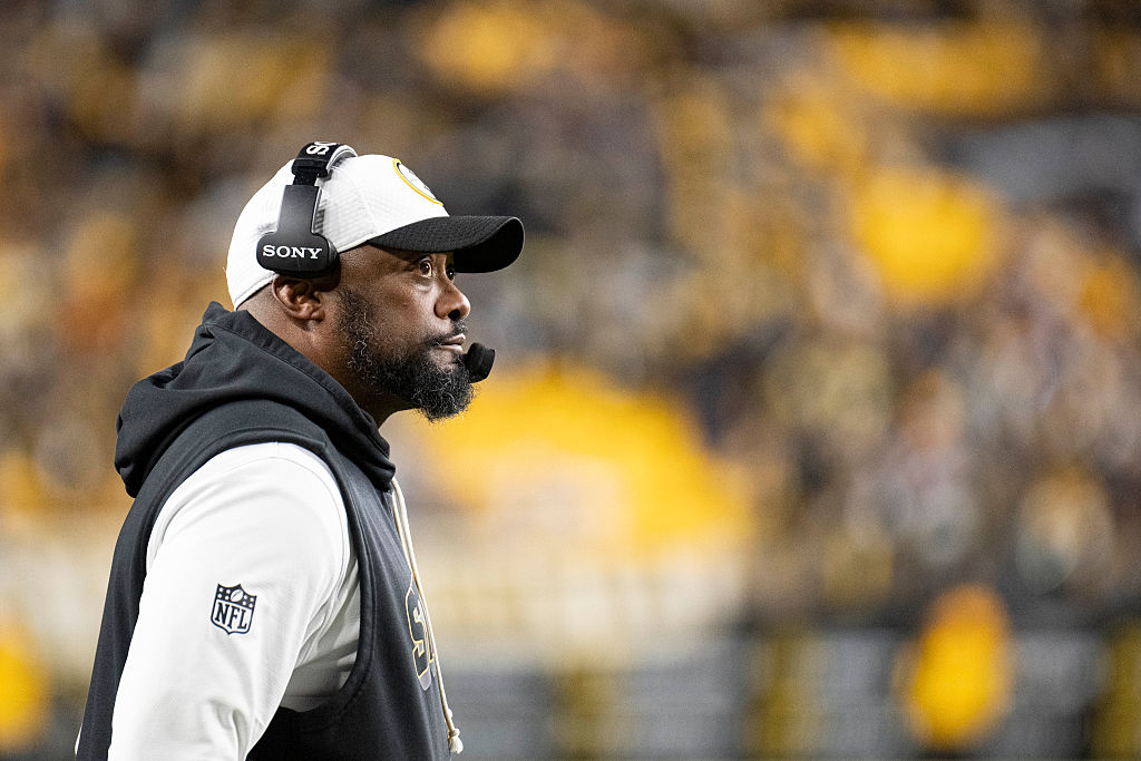 Mike Tomlin Steps Down as Steelers Coach After Playoff Loss to Texans