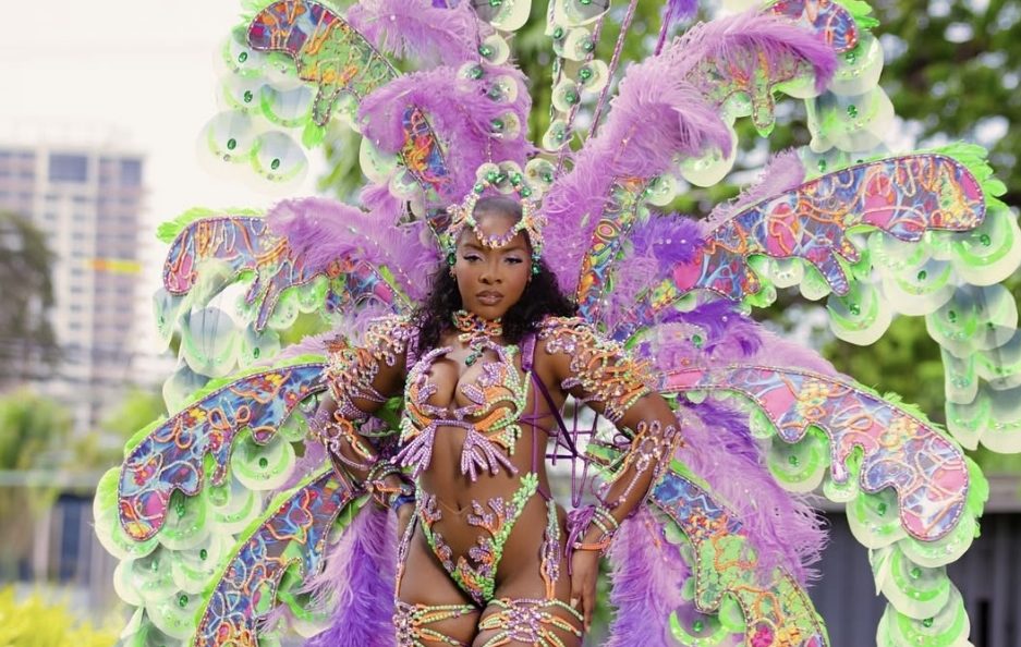 Feathered Royalty, Act Accordingly! A Gallery Of Flawlessly Feathered Fine Tings Who Set Di Road ABLAZE During Carnival Season 2026