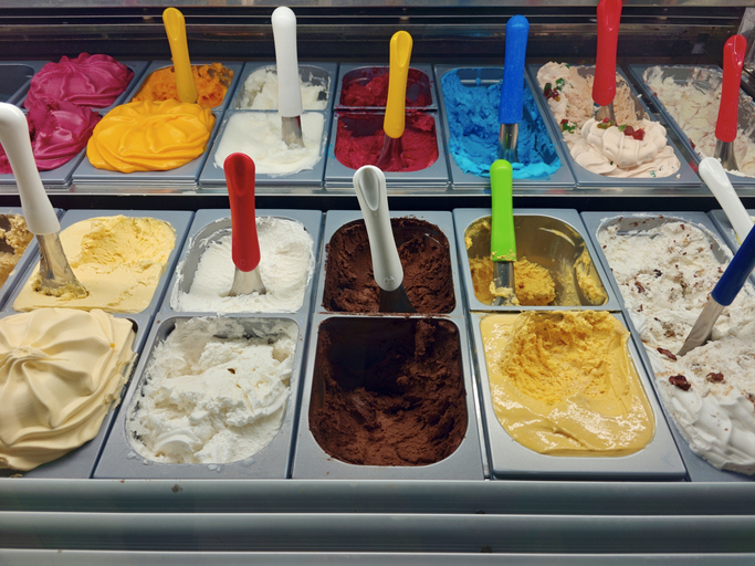 Welcome Spring: Freebies And Deals To Celebrate The First Day of Spring!