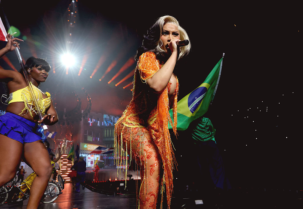 Cardi B Brings Out Lil’ Kim At MSG For Little Miss Drama Tour