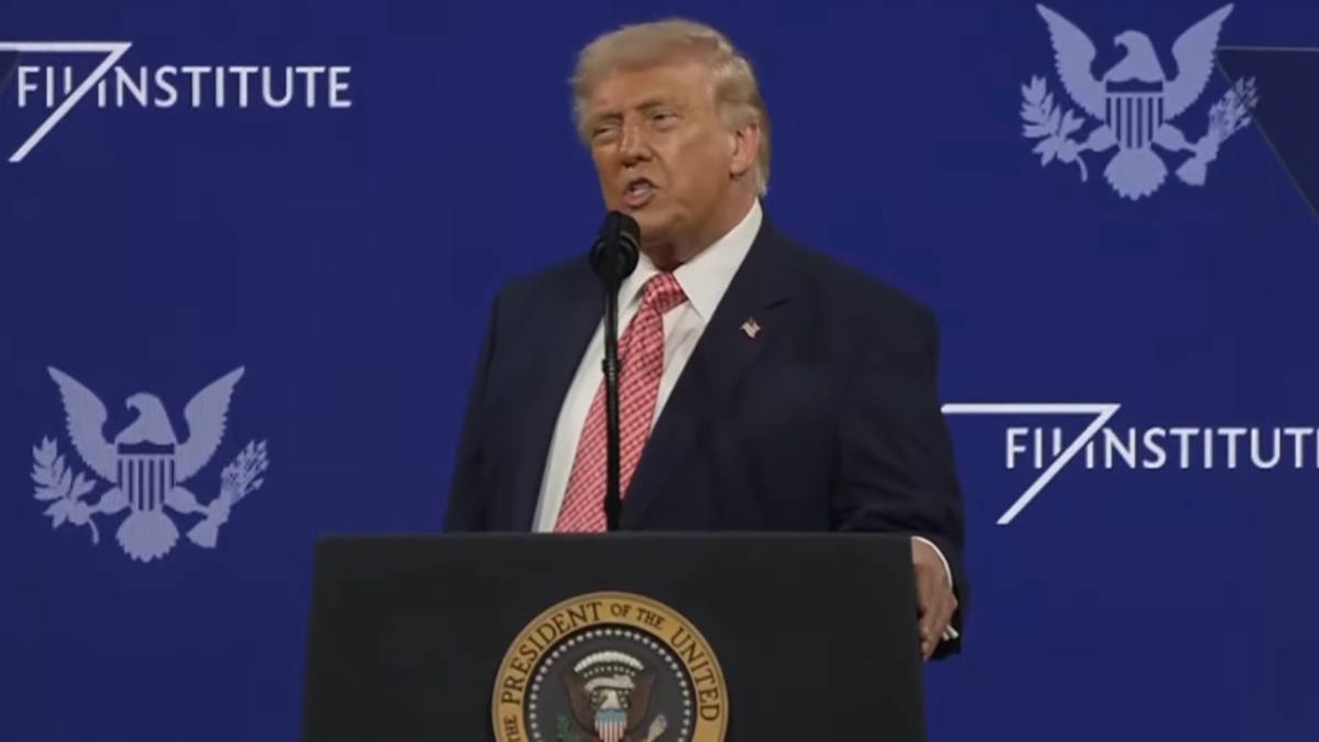 ‘He Sounds Terrible’: Donald Trump Snaps Mid-Speech as His Real Intention for Iran Slips Out — Then Scrambles to Walk It Back With a Bizarre Claim That Falls Apart in Real Time