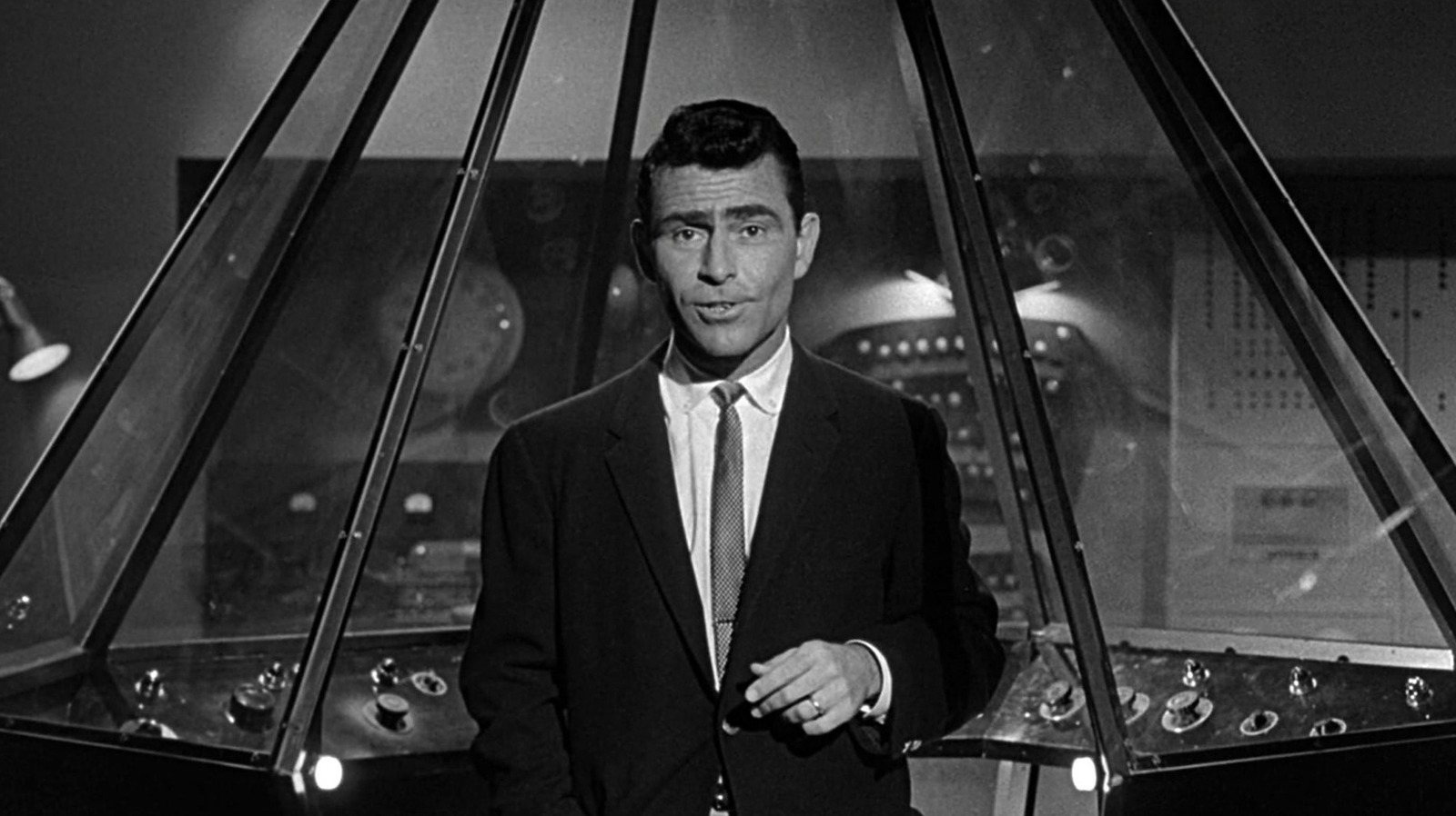 10 Worst Episodes Of The Twilight Zone, According To IMDb