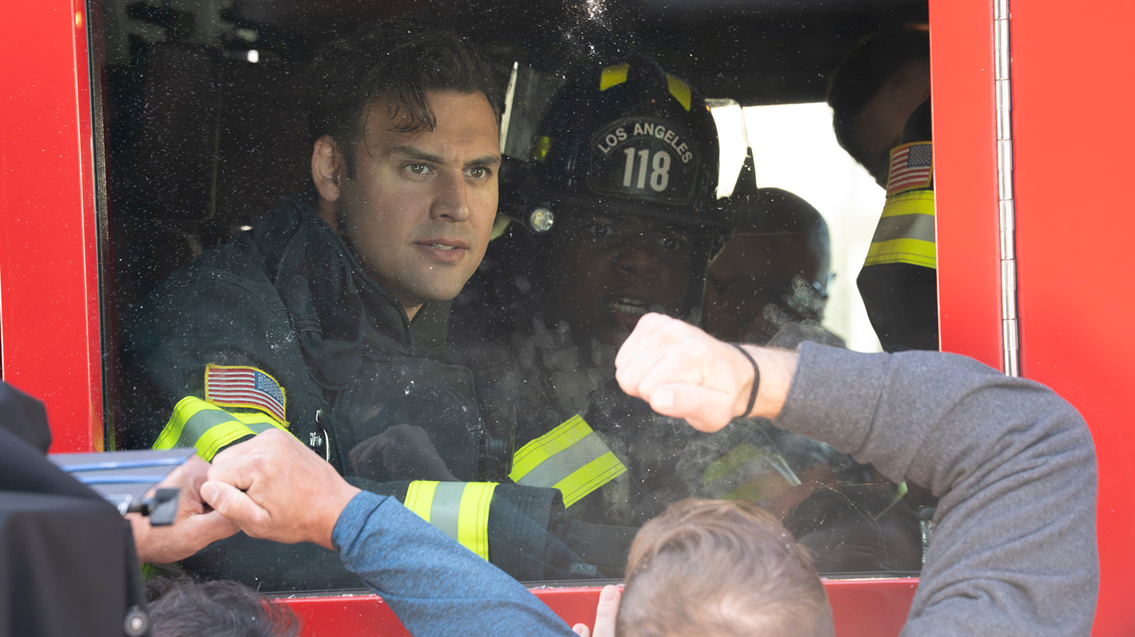 9-1-1 Reveals A New Threat To The 118 Ahead Of Three-Week Hiatus: ‘We Might Have A Real Problem Here’