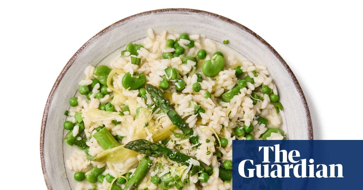 How to make the perfect risotto primavera – recipe | Felicity Cloake’s How to make the perfect …