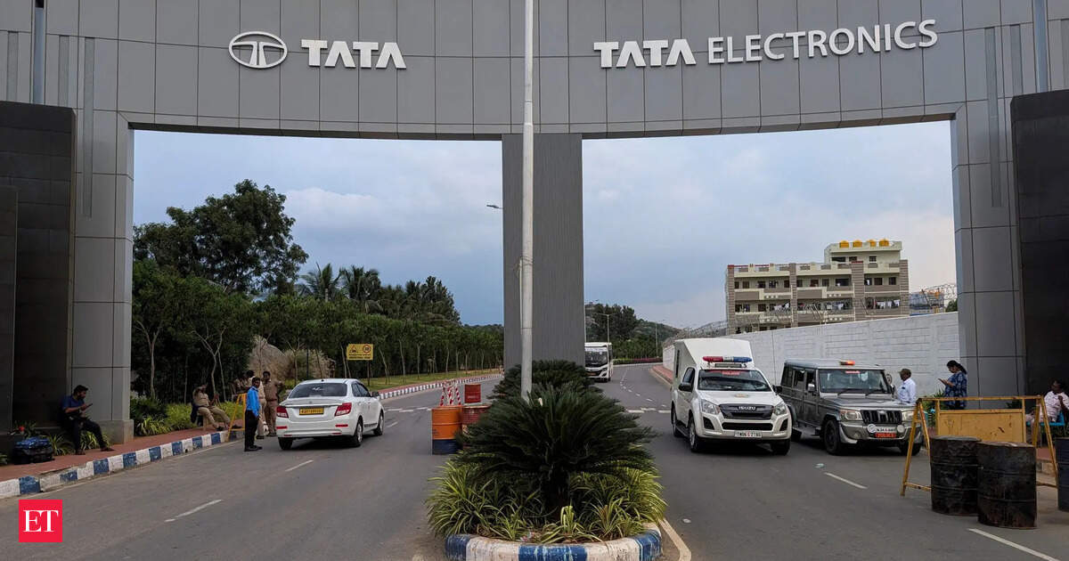 Tata’s Apple iPhone factory in Tamil Nadu may get shut down over farmland water contamination; pollution b – The Economic Times