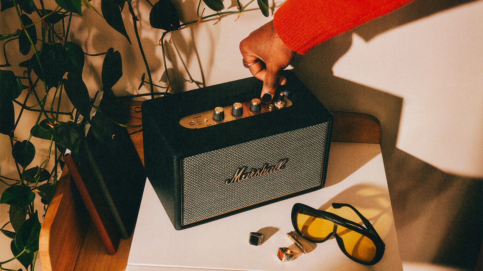 Marshall’s Acton IV And Stanmore IV Speakers Come With Customizable Buttons – Engadget
