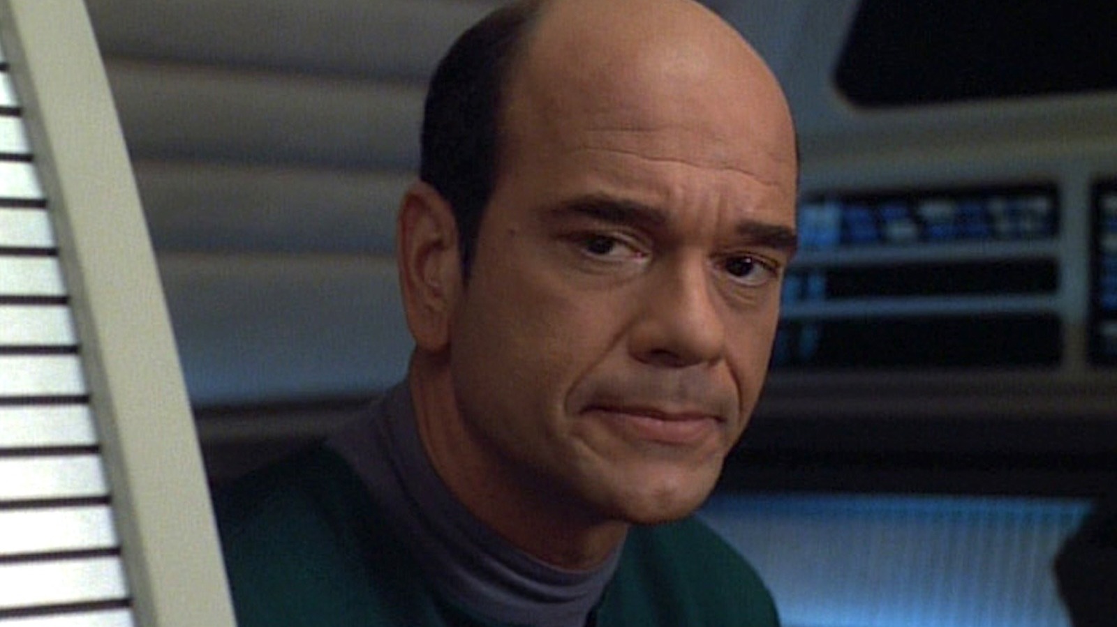 Before Star Trek: Voyager, Robert Picardo Starred With Dana Delany On An Acclaimed War Drama