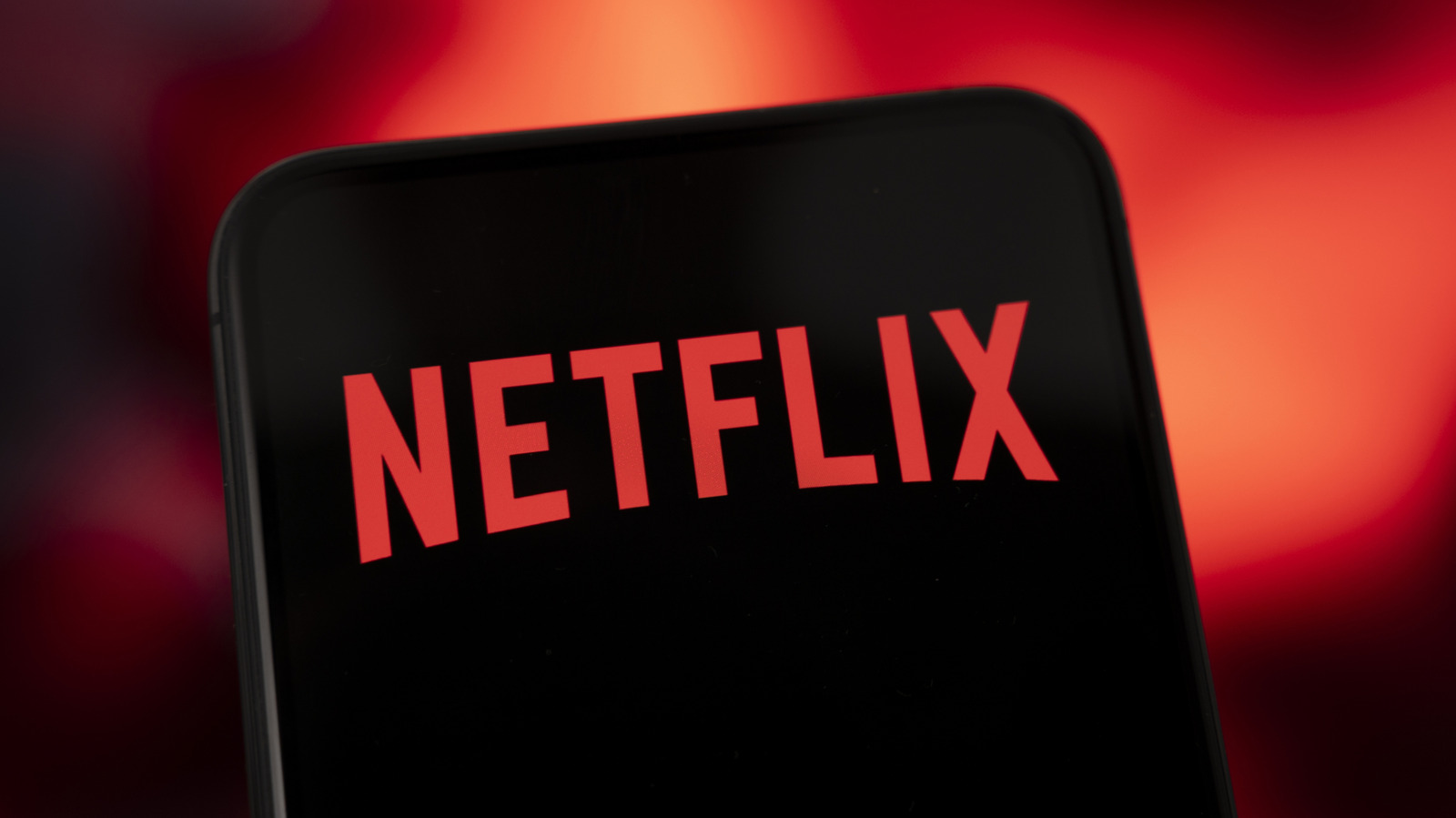 Netflix Worried About Shows Losing Viewers After One Season, Searching For Answers (Report)