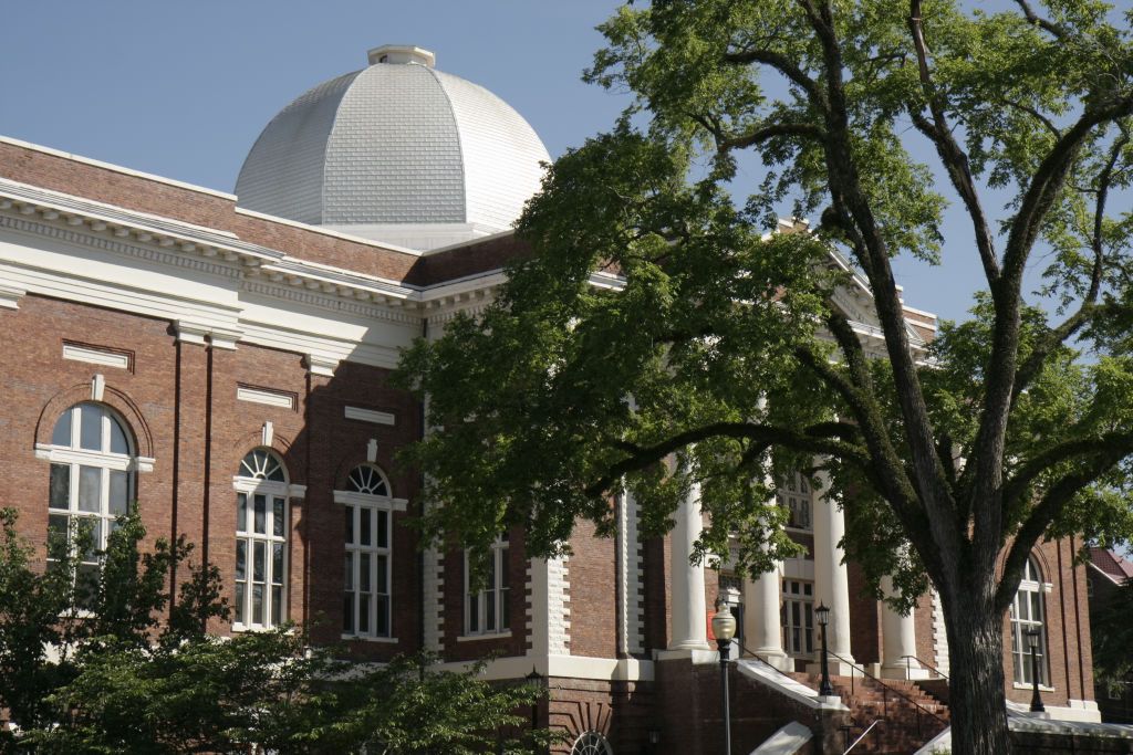 No Bonnets or Du-Rags: Tuskegee’s New Dress Code Sparks Debate