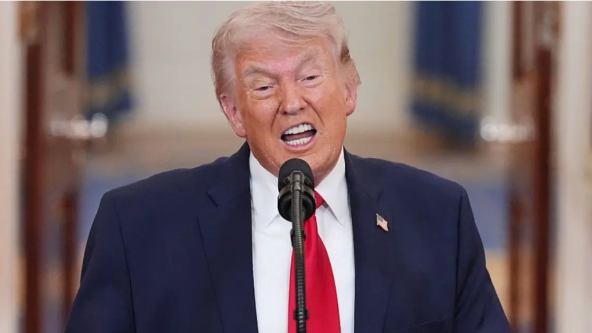 ‘What a Moron’: Trump Walks into Reporter’s Trap Without Realizing It as His Own Words Come Back to Haunt Him, Leaving Him Completely Exposed