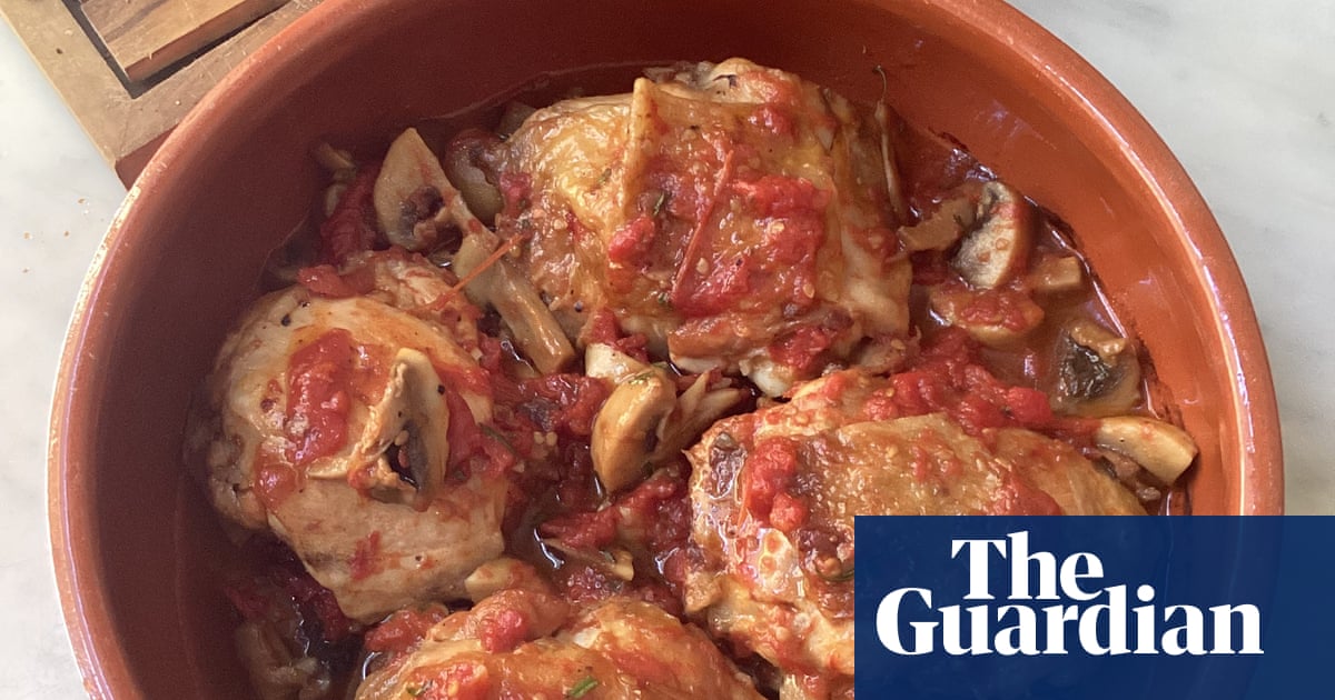 Rachel Roddy’s homage to Michèle Roberts’ recipe for chicken saute with tomatoes and mushrooms