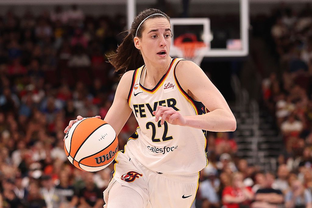 Fever Rally Past Sky, 90-86, Behind Mitchell, Clark